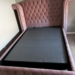 Pink Sway Queen Bed