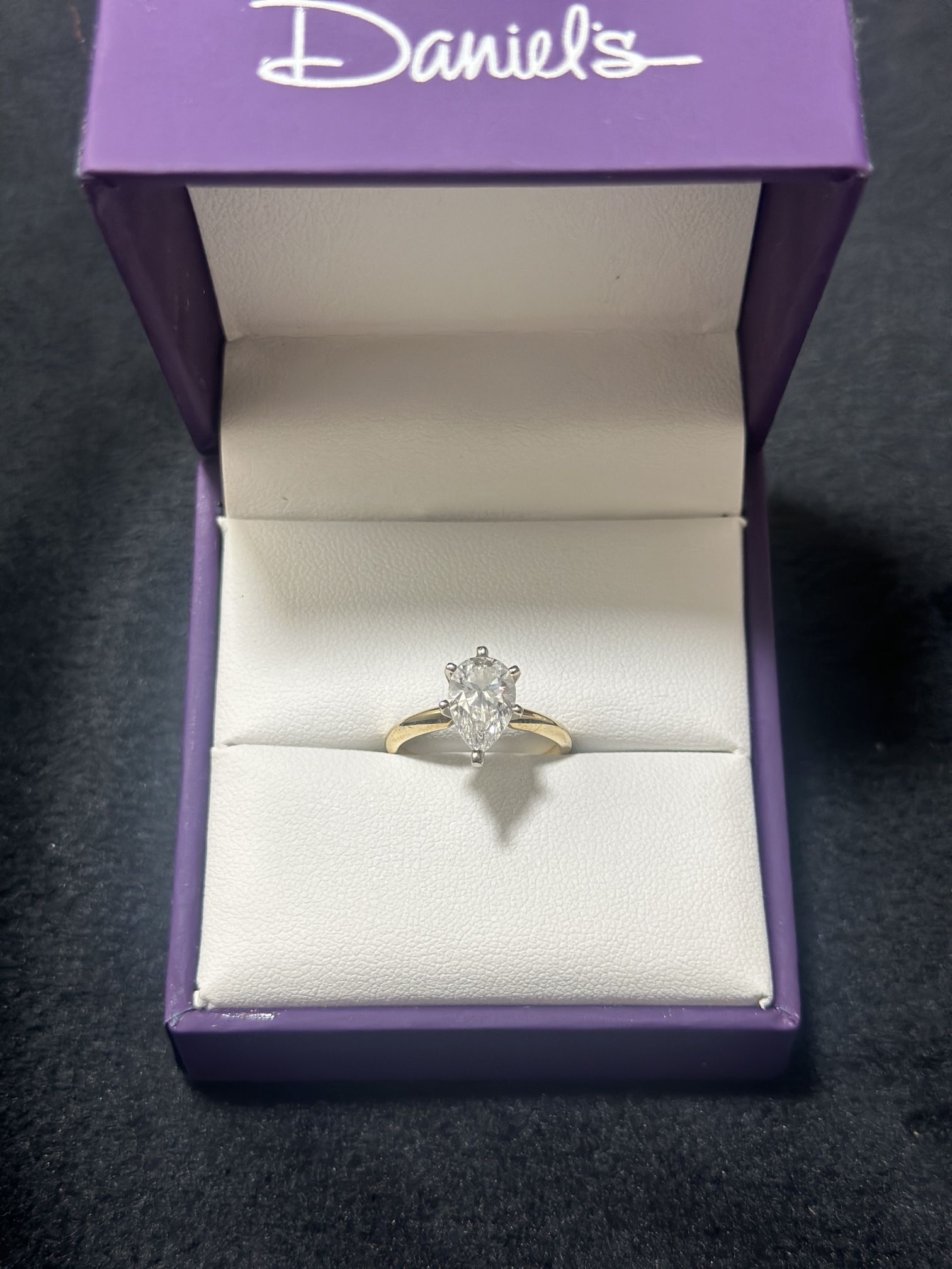 Solitaire Diamond Engagement Ring -Pear Brilliant