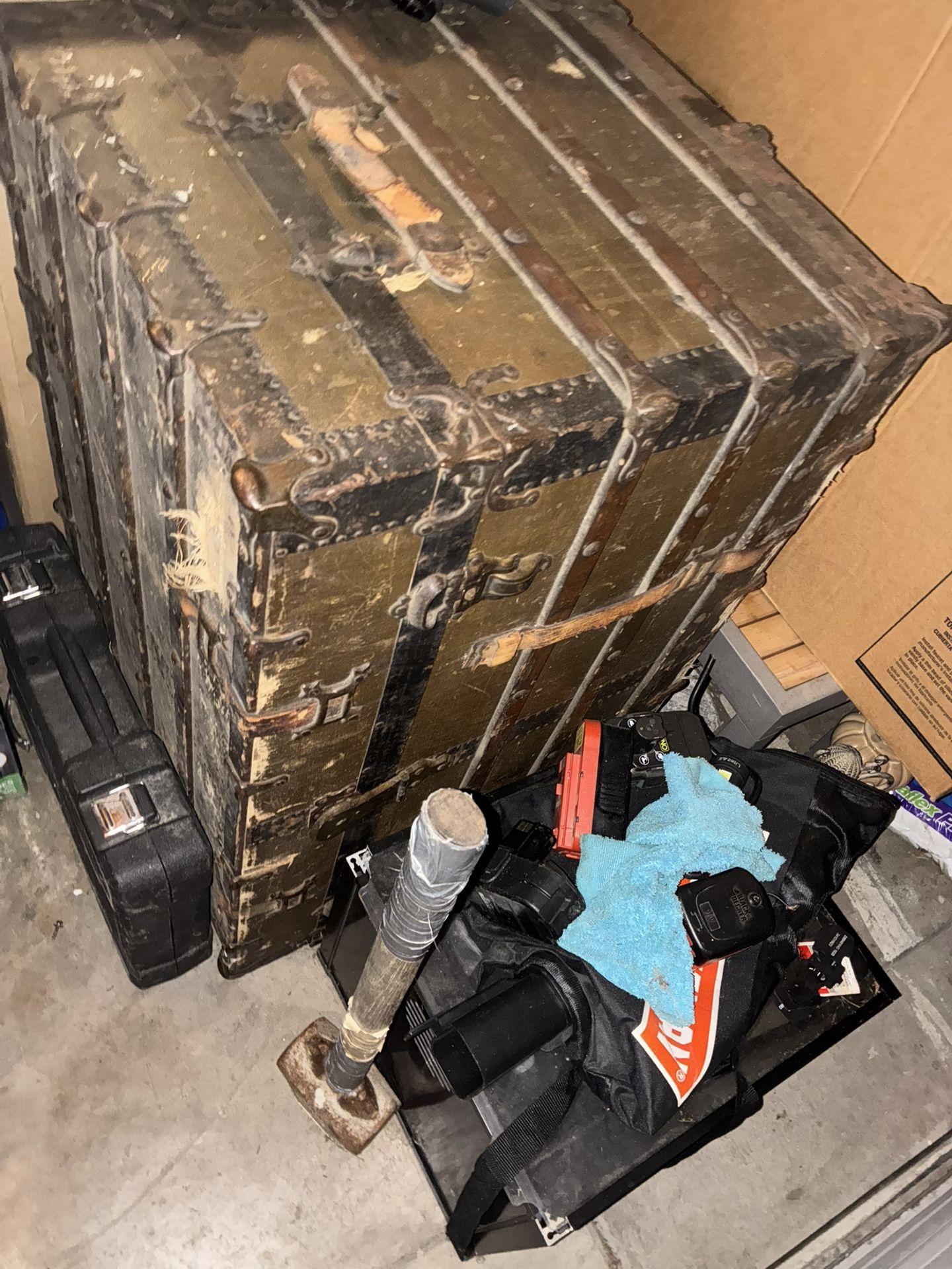 Military Foot Locker 1940s