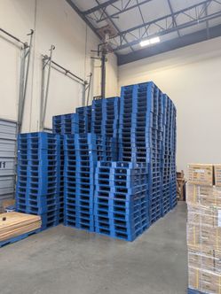 48x40 blue plastic pallets