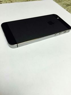 5S iPhone 32GB unlocked
