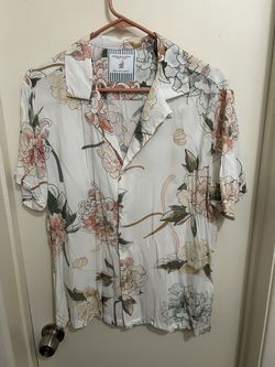 Floral button up men’s