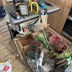 Portable Table Saw/Power Tools Garage Sale 