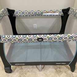 Playpen - Graco In excellent condition.  See pictures