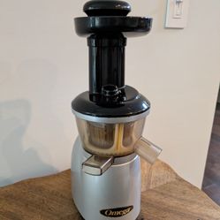 Omega Vrt350 Low Speed Juicer