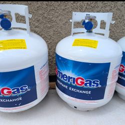  New, 5 Gallon PROPANE Tanks.  FULL TANKS