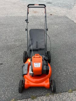 Husqvarna LC121P Push Lawn Mower