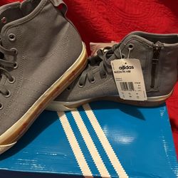 Adidas Men’s Size 10