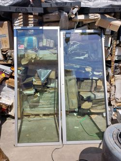 ☀️2 screen doors 60x80  need frame