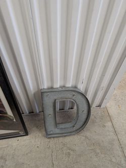 Metal Battery powered D 