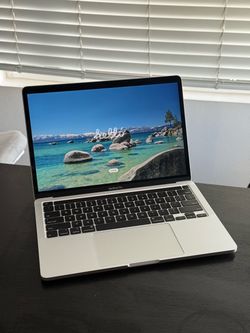 Apple MacBook Pro 13” (2020) Intel Core i7 32GB RAM