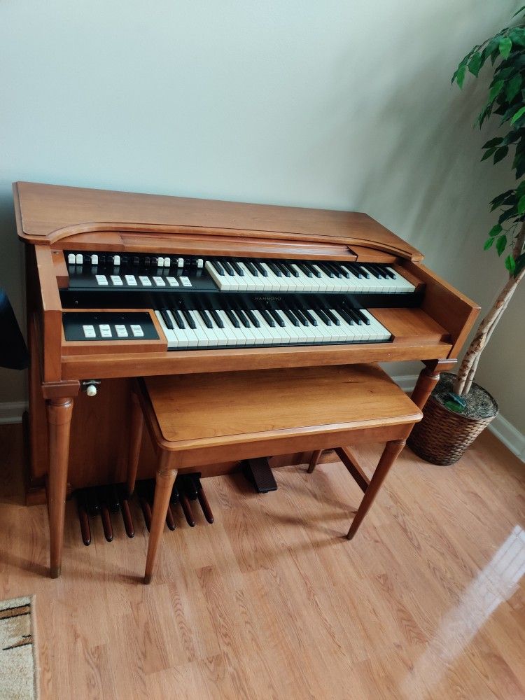 Hammond M3 Tonewheel Organ with Mods - Baby B3!
