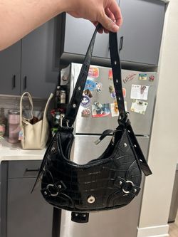 Gloss Black Shoulder Bag