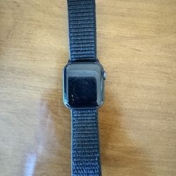 Apple Watch Series 5 - 40 MM 