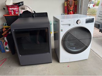 LG washer and dryer set