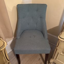 Accent chair