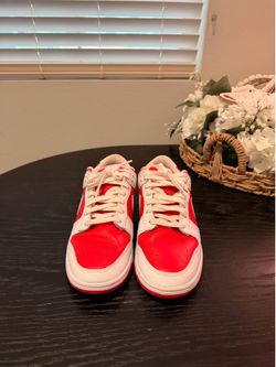 Nike dunk low, Championship red