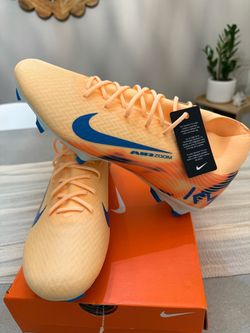 Nike Air Zoom Soccer Cleats.  Size 12