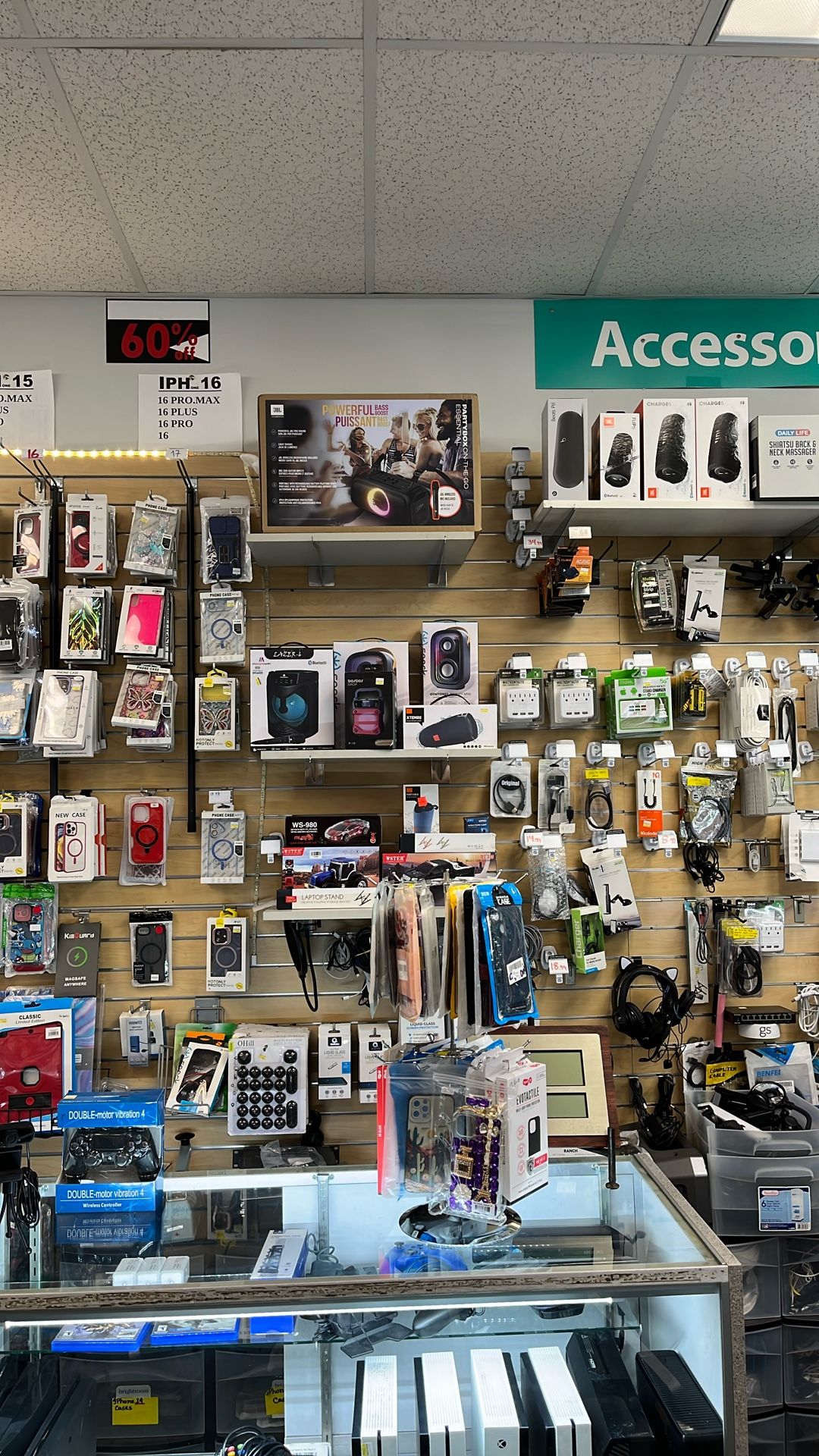 JBL PartyBox On-the-Go Essential