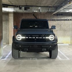 2025 Ford Bronco Outer Banks Sasquatch
