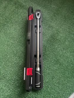 Husky 1/2โ Drive Torque Wrench 50โ250 ft-lb โ Brand New