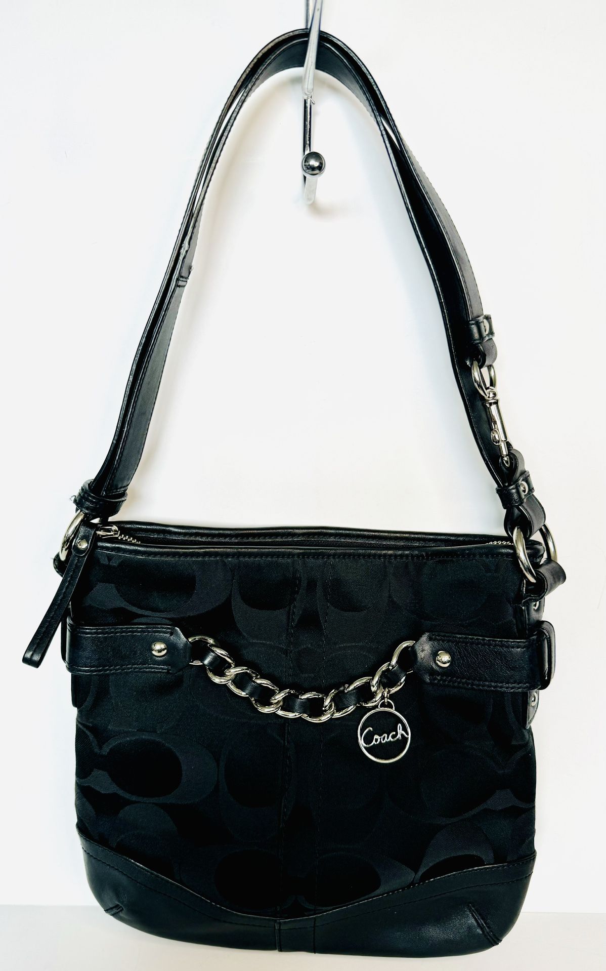 Coach Black Signature Optic Silver Chain Shoulder Bag Purse Crossbody Sateen EUC