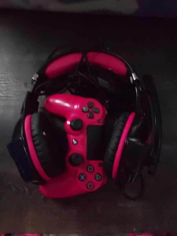Red Ps4 Controller And Elite Headset