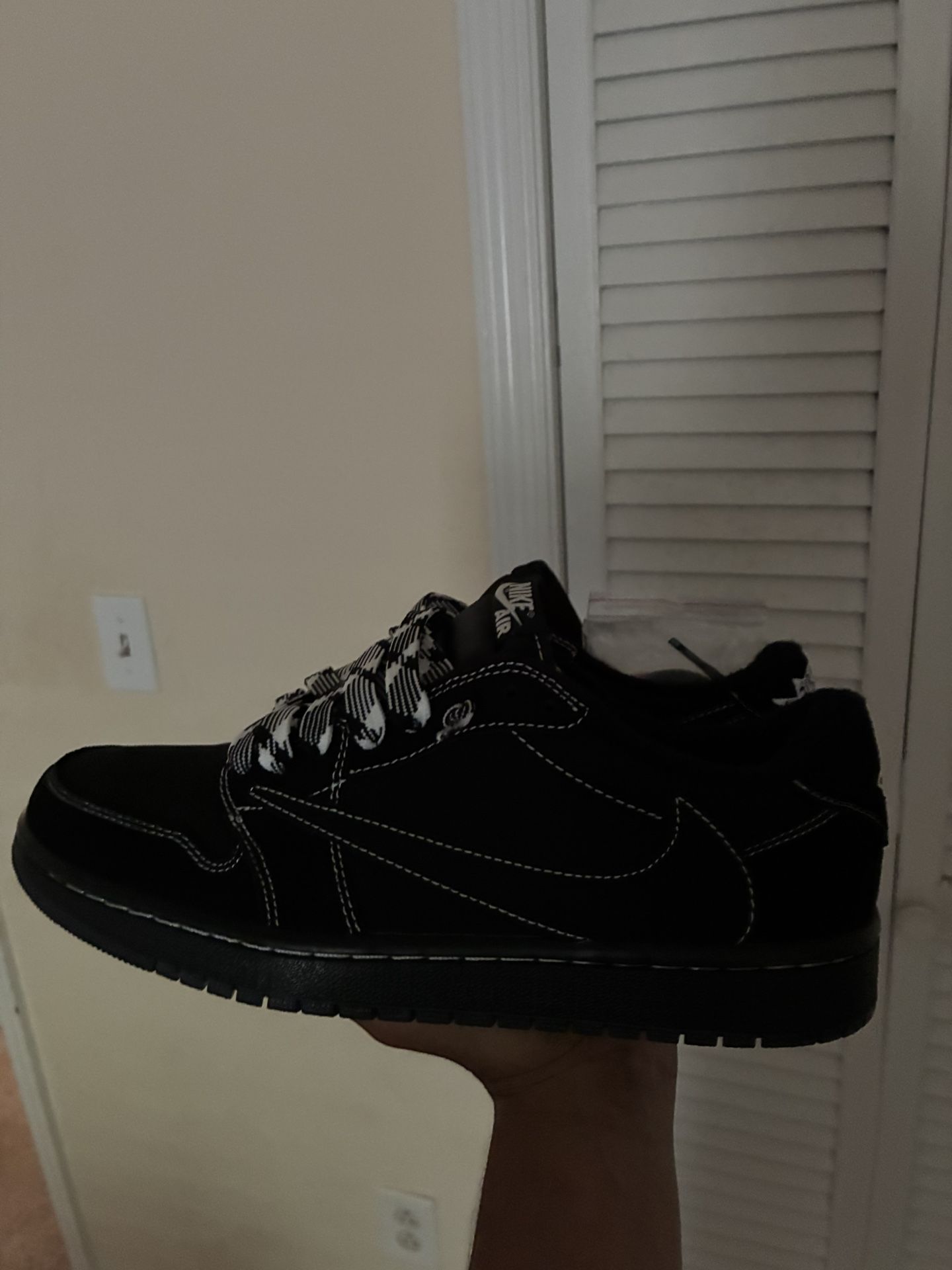Air Jordan 1 Lows Travis Scott Black Phantom