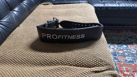 ProFitness Leather Weightlifting Belt