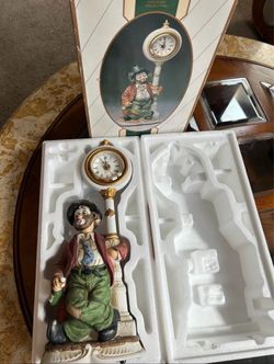 Melody in Motion Clockpost Willie figurine