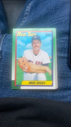 1990 Tops-Wade Boggs-Red Sox baseball Card
