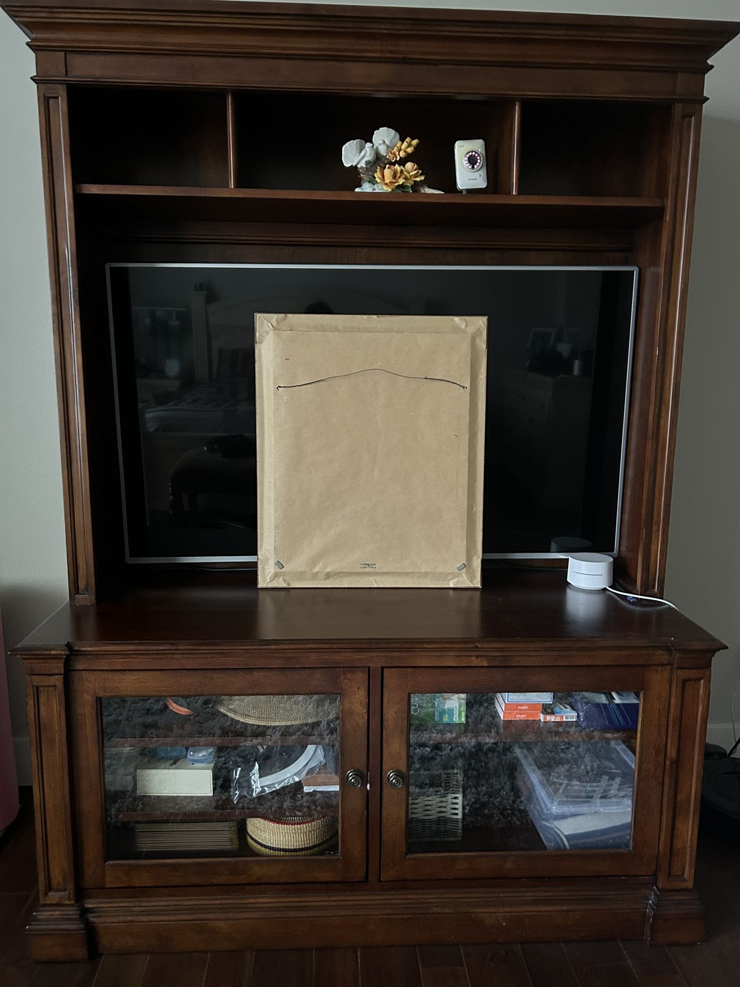 Ethan Allen TV Stand for Sale in Federal Way, WA OfferUp