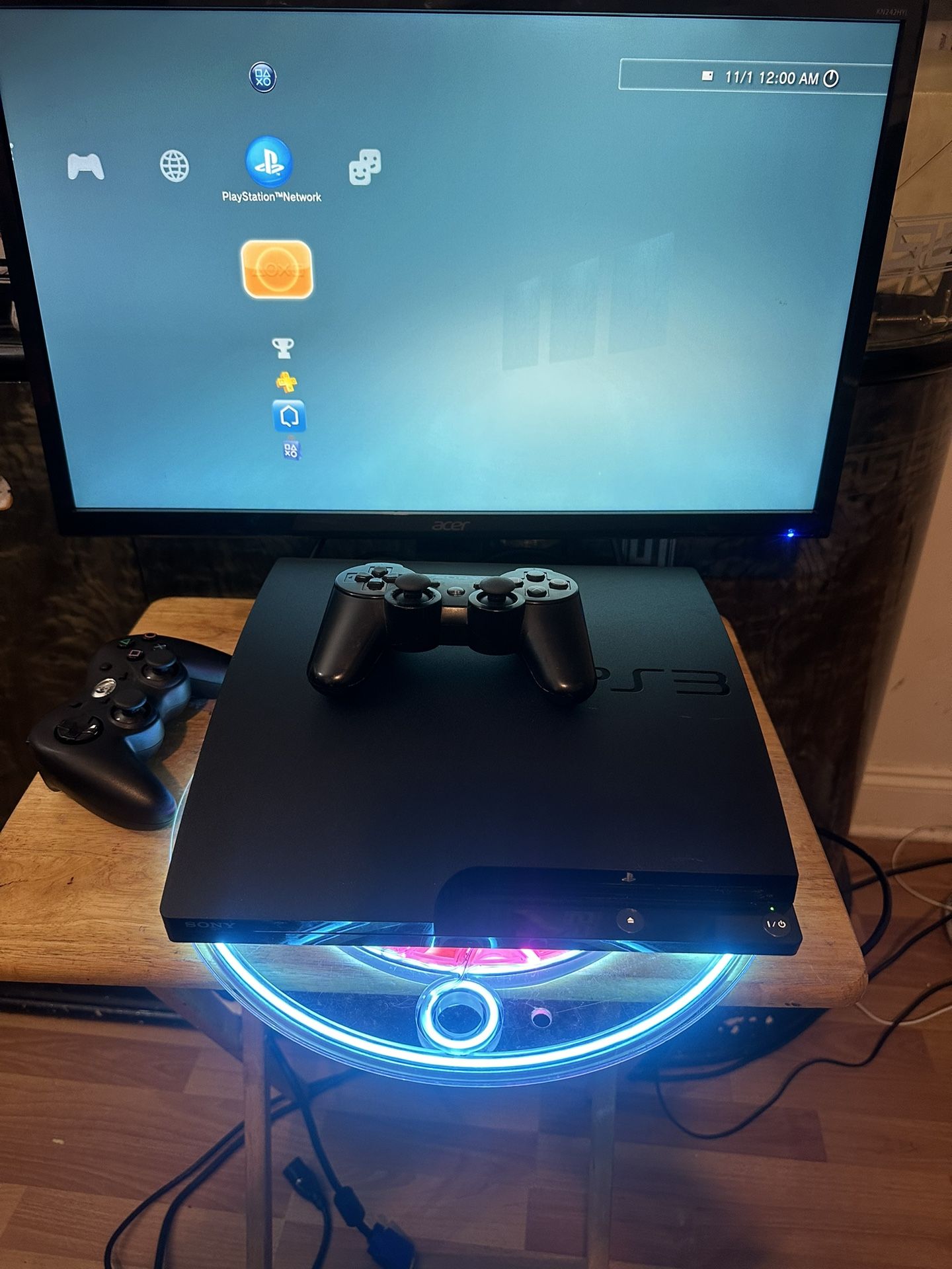 PlayStation 3 With 2 Controllers