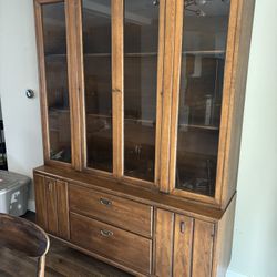 Mid Century Modern Broyhill Premier China Cabinet
