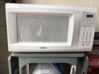 Kenmore 1100W Microwave