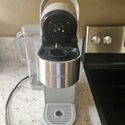 Keurig Coffee Machine 