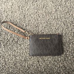 MICHAEL KORS WRIST WALLET