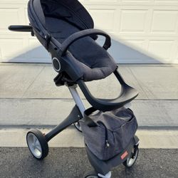 Stokke Xplory Stroller And Car Seat Base