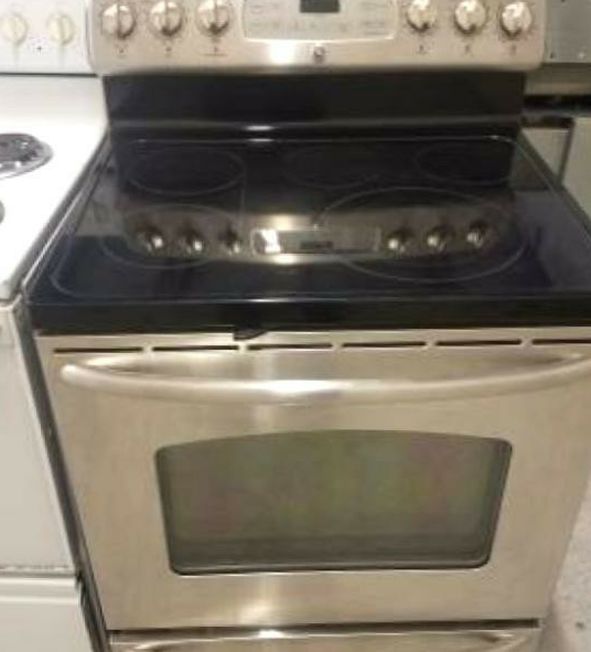 Same Day Delivery Frigidaire Whirlpool 30in Range Electric & All Gas
