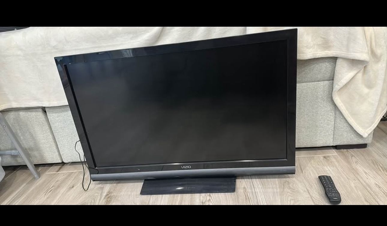 VIZIO 42”