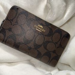 Brand New Coach Wallet 