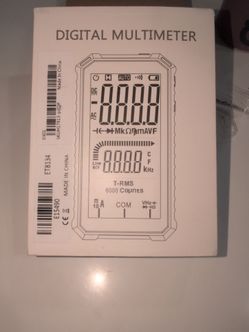Brand New Digital Multimeter ET8134