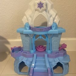 Fisher-Price Little People – Disney Frozen Elsa’s Enchanted Lights Palace 