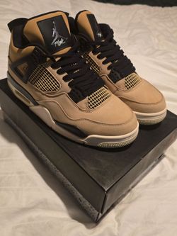 Jordan 4 Retro Fossil men's size 10.5