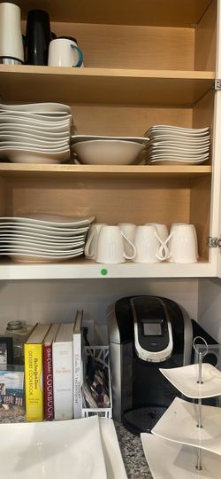 Maxwell Williams White Basics Motion dinnerware set