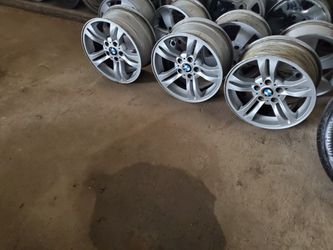 2005 BMW Rims parts only