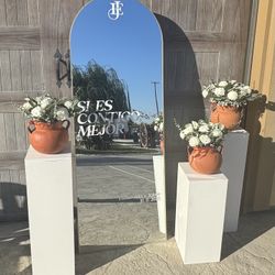 White Wood Pillars 