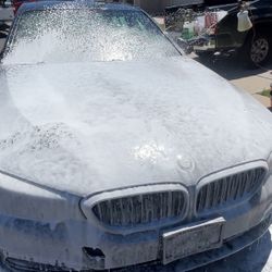 We Detail Cars/boats/Garage  