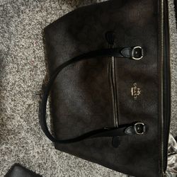 Coach Purse And Wristlet