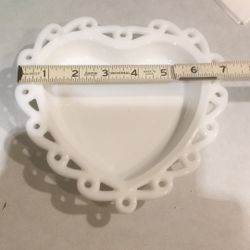 Milk glass Heart Dishcloth